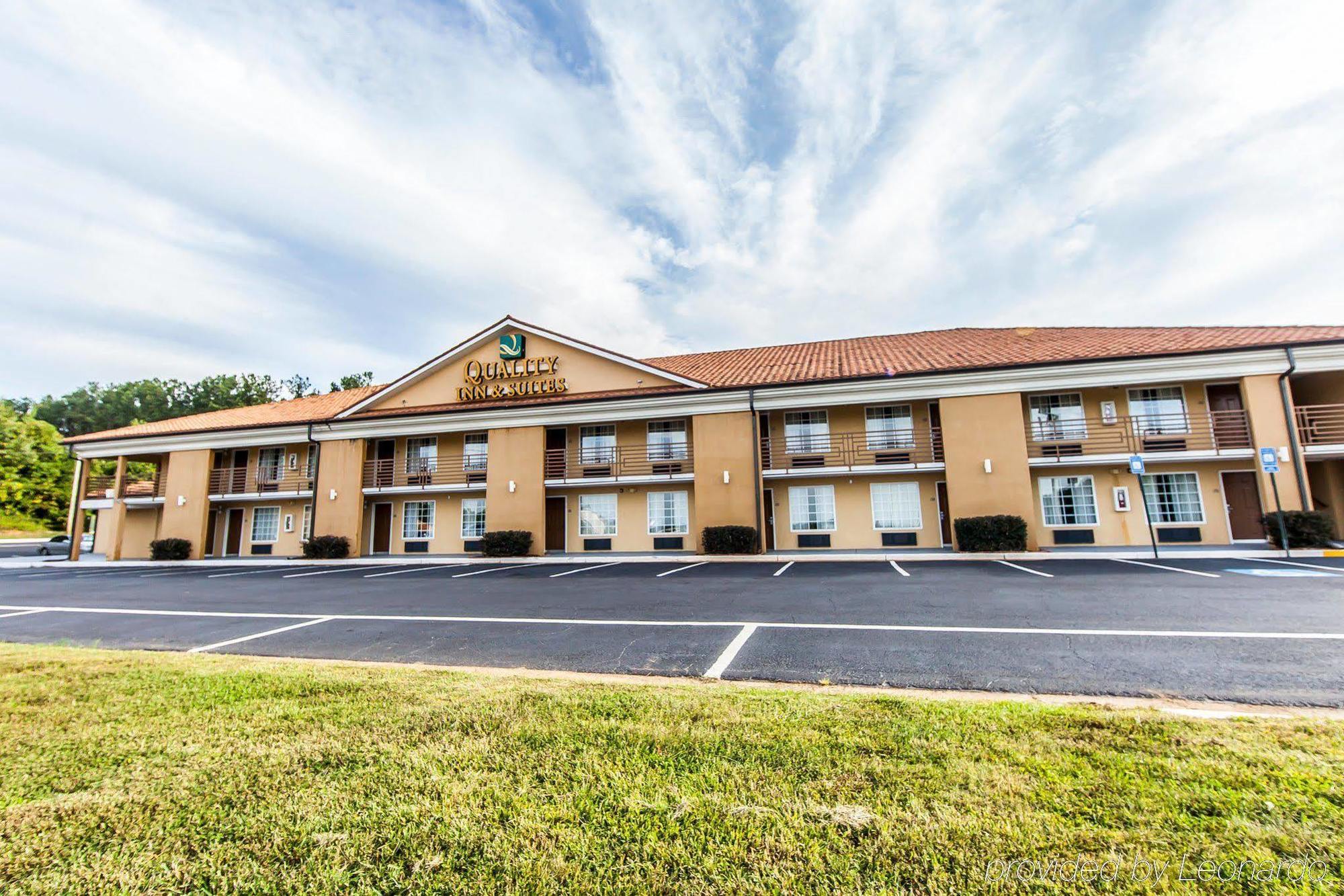Quality Inn & Suites Bremen Bagian luar foto