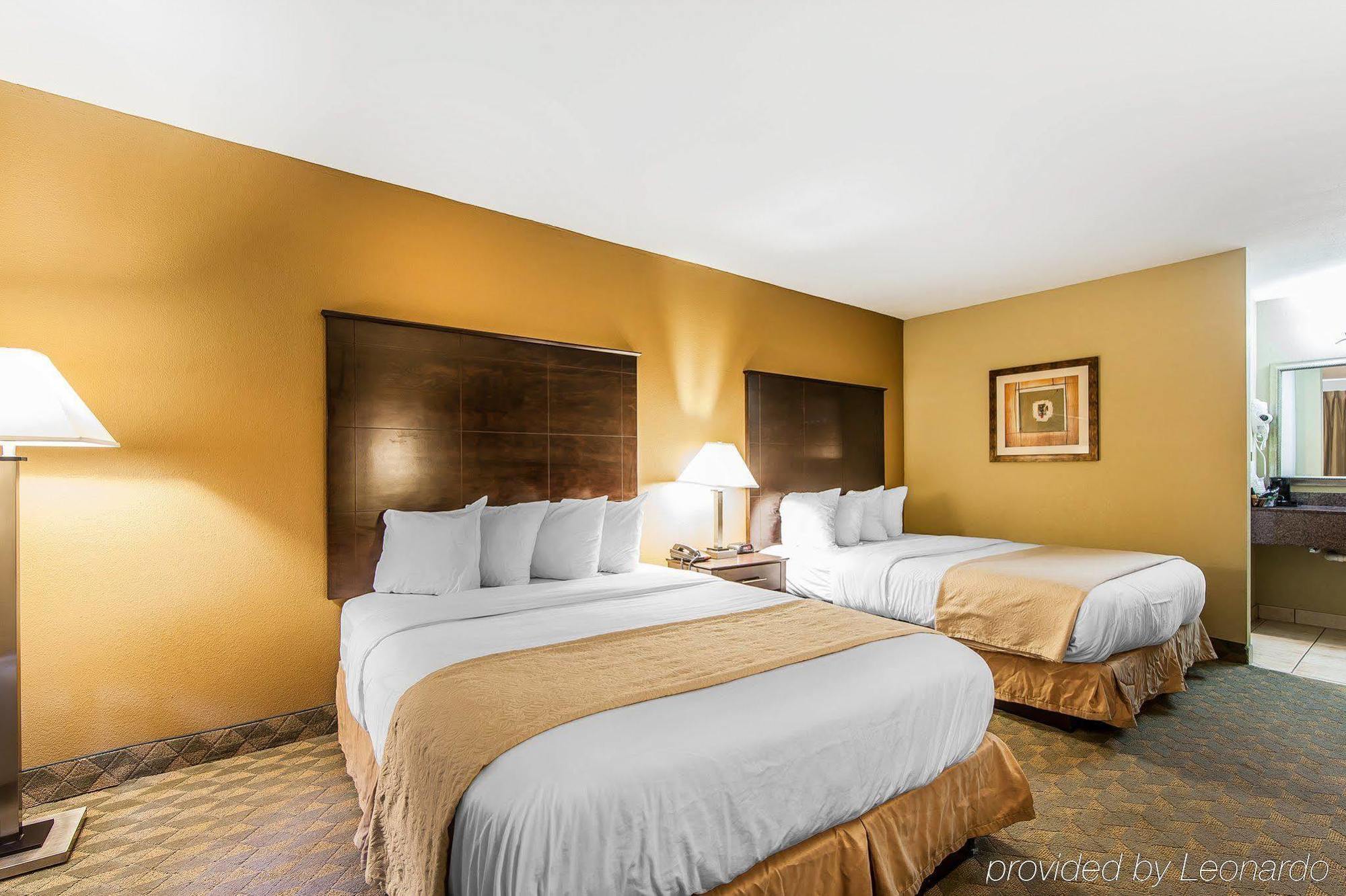 Quality Inn & Suites Bremen Bagian luar foto
